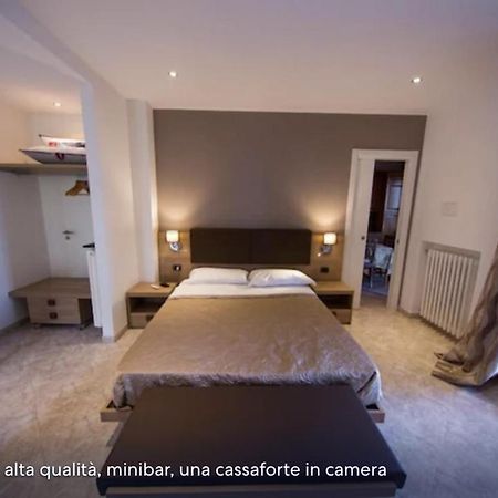 Dolcevita Rooms Arma di Taggia Exterior foto